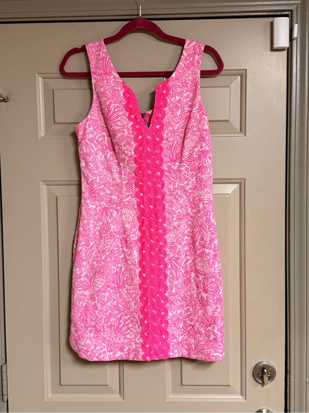 Lilly Pulitzer Womens Size 8 Pink & White Floral V-Neck Lace Accent Shift Dress